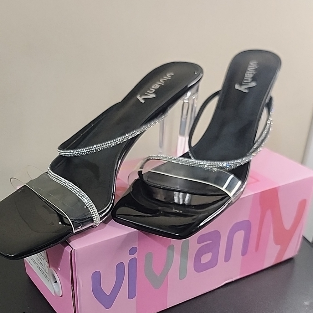 Viviana Black Heels with Silver Straps